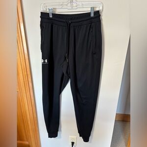 Under Armour Jogger Size Medium
